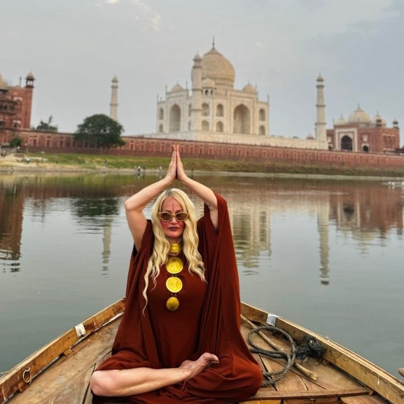 Taj Mahal Gorgeous ethereal Rusty earthy kaftan - Picture 1 of 7